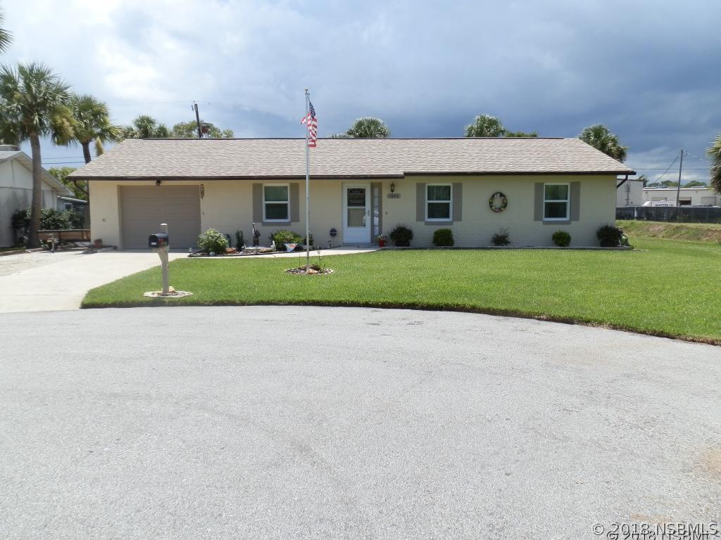 1804 Date Palm Dr., Edgewater, FL 32132