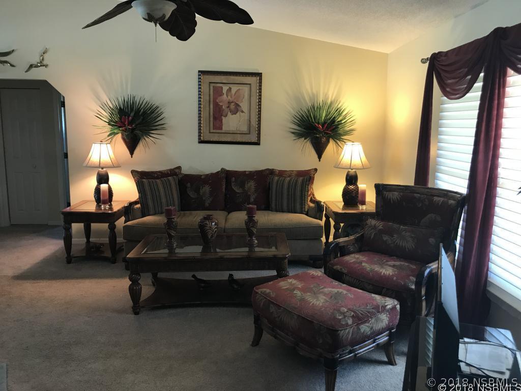 2719 Pine Tree Dr., Edgewater, FL 32141