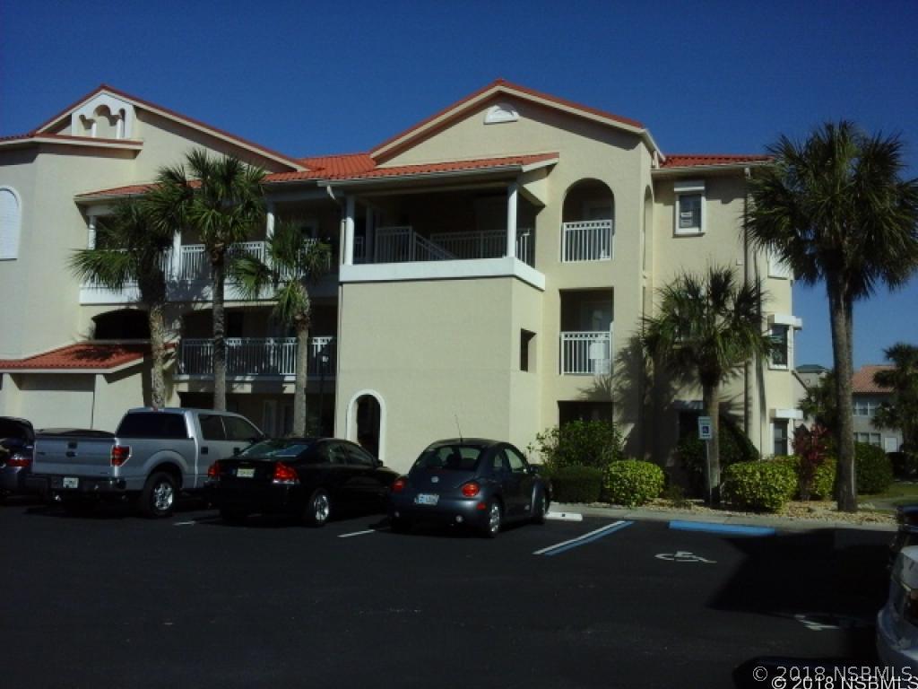 443 Bouchelle Dr. #305, New Smyrna Beach, FL 32169