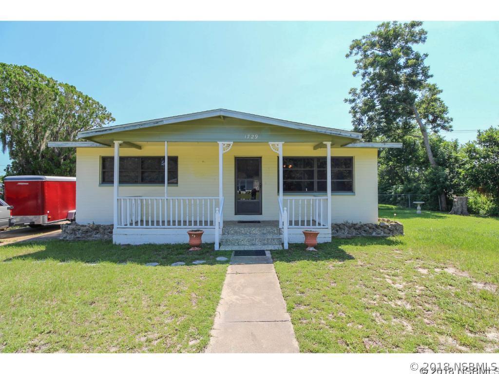 1729 India Palm Dr., Edgewater, FL 32132