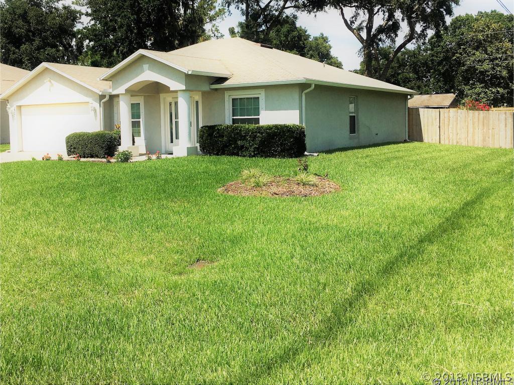 2331 Pine Tree Dr., Edgewater, FL 32141