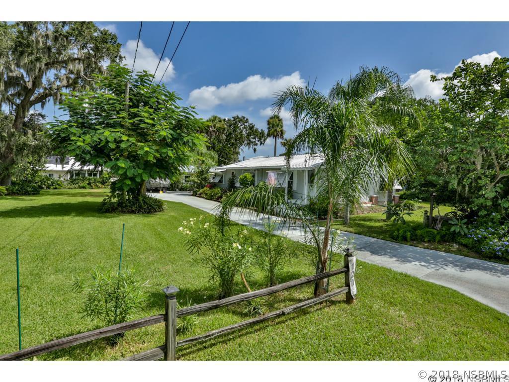 121 E Knapp Ave., New Smyrna Beach, FL 32132