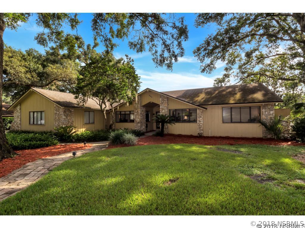 204 N Sweetwater Cove Blvd., Longwood, FL 32779