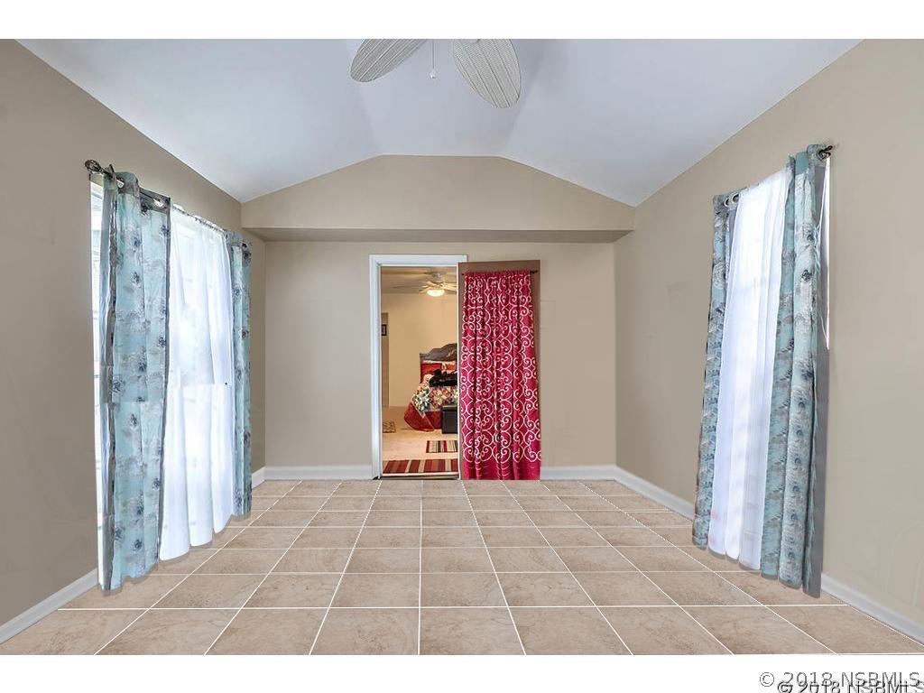 1629 Sabal Palm Dr., Edgewater, FL 32132