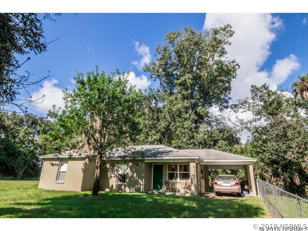 1462 County Line Rd., Oak Hill, FL 32759