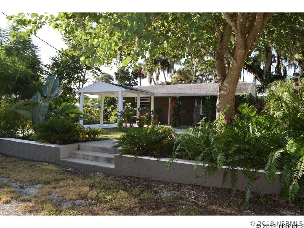 127 E Knapp Ave., Edgewater, FL 32132
