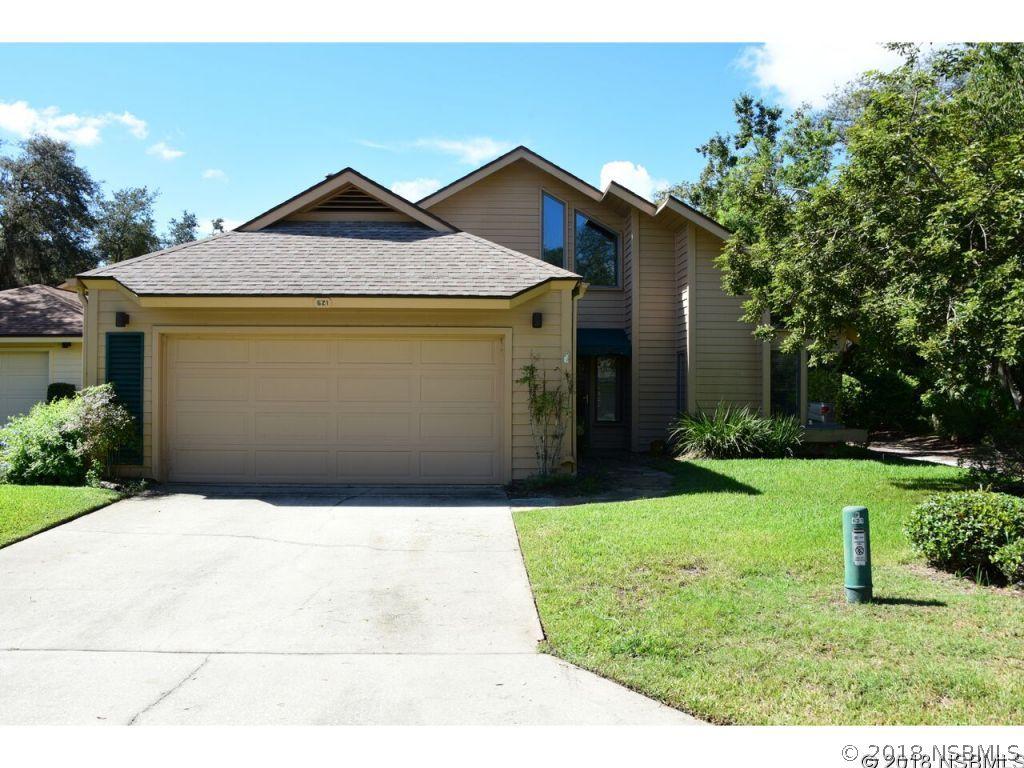 621 St Andrews Cir., New Smyrna Beach, FL 32168