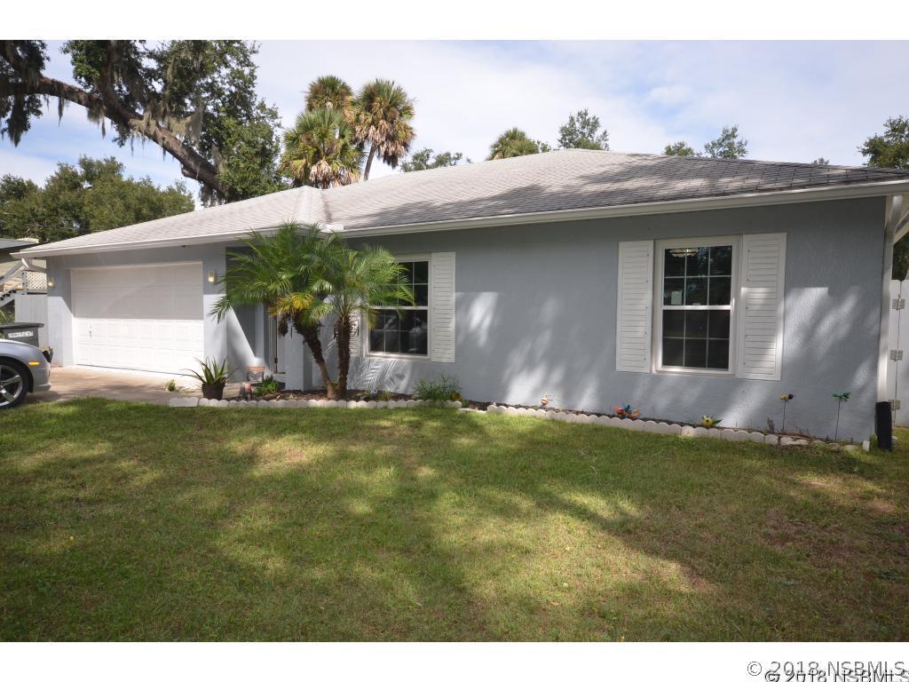 152 Wildwood Ave., Edgewater, FL 32132