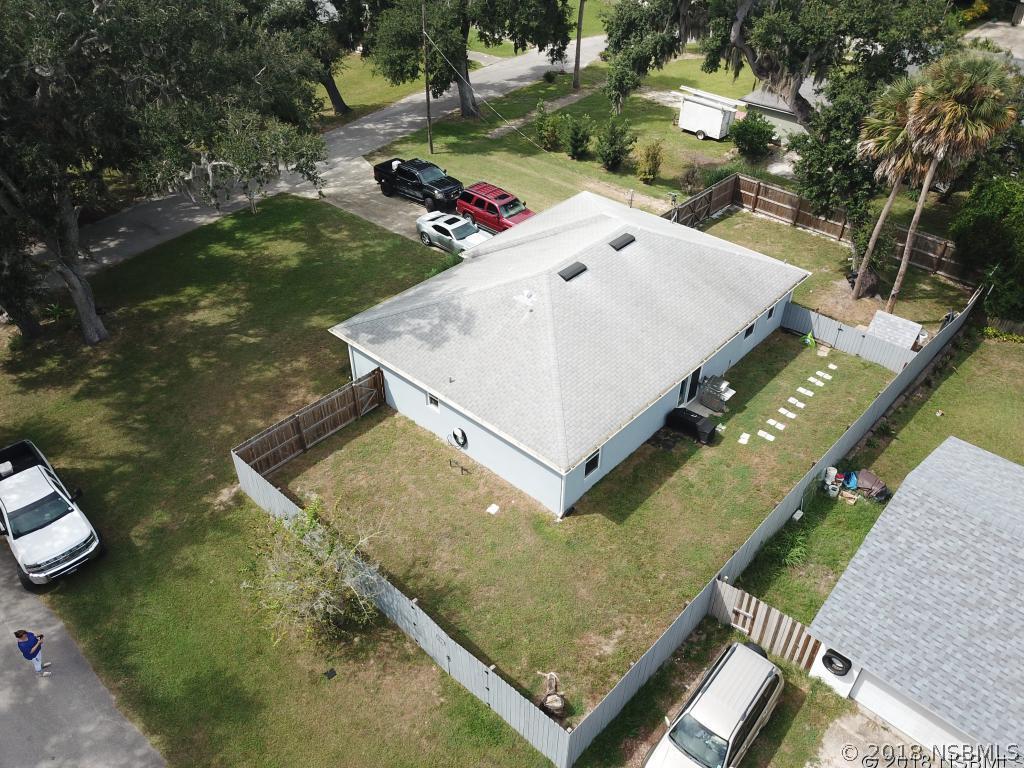 152 Wildwood Ave., Edgewater, FL 32132