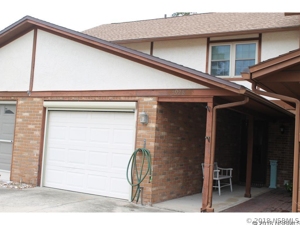 1928 S Riverside Dr., Edgewater, FL 32141