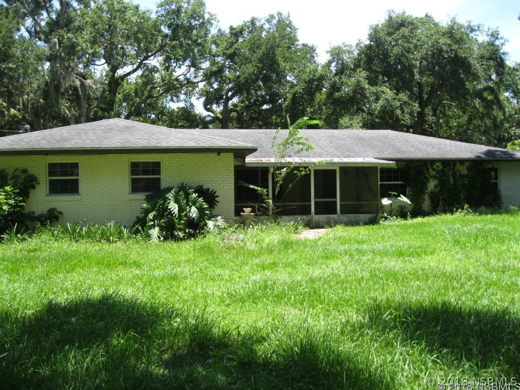 285 Cypress Ave., Oak Hill, FL 32759