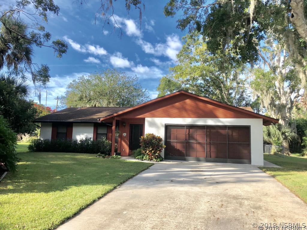 2118 Queen Palm Dr., Edgewater, FL 32141