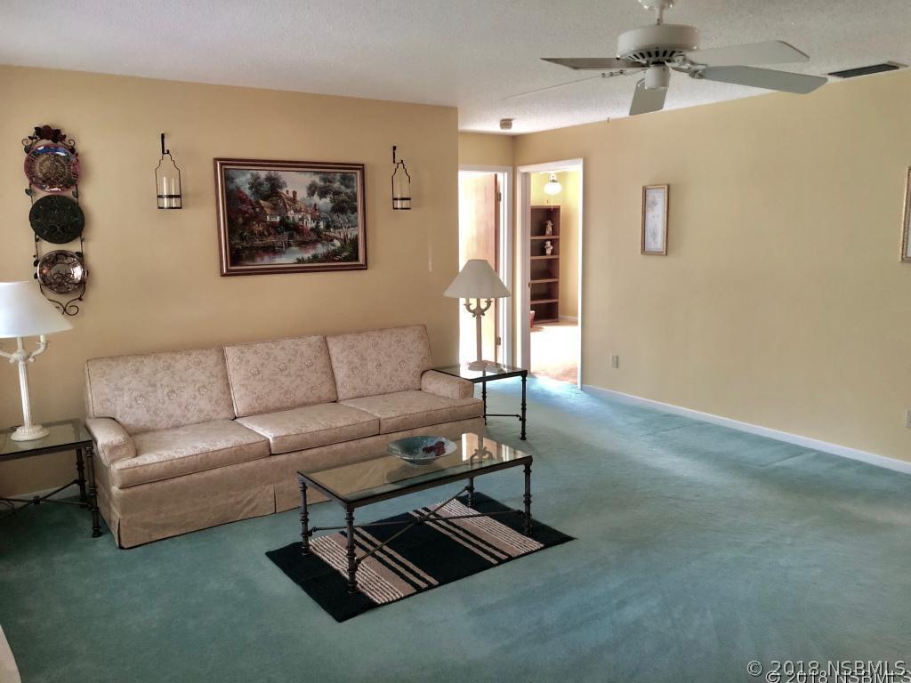 2118 Queen Palm Dr., Edgewater, FL 32141