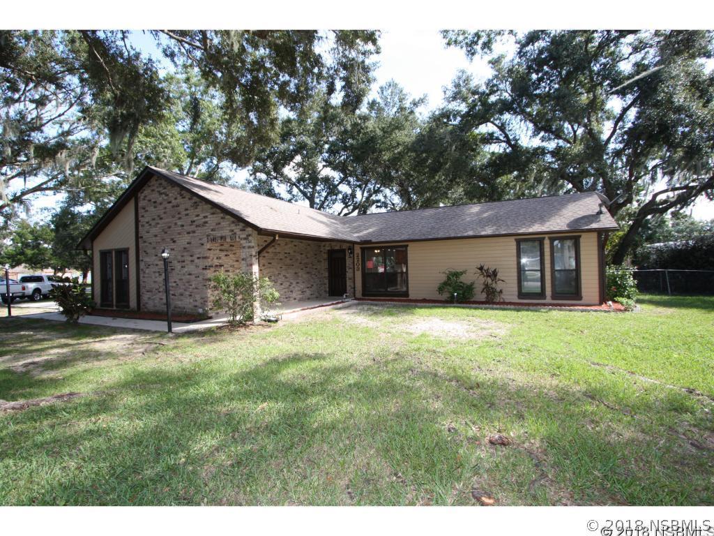 2203 Queen Palm Dr., Edgewater, FL 32141