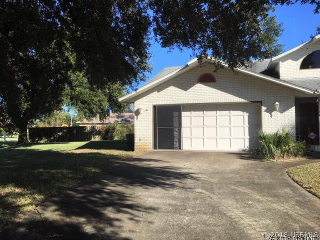 3205 Tamarind Dr., Edgewater, FL 32141