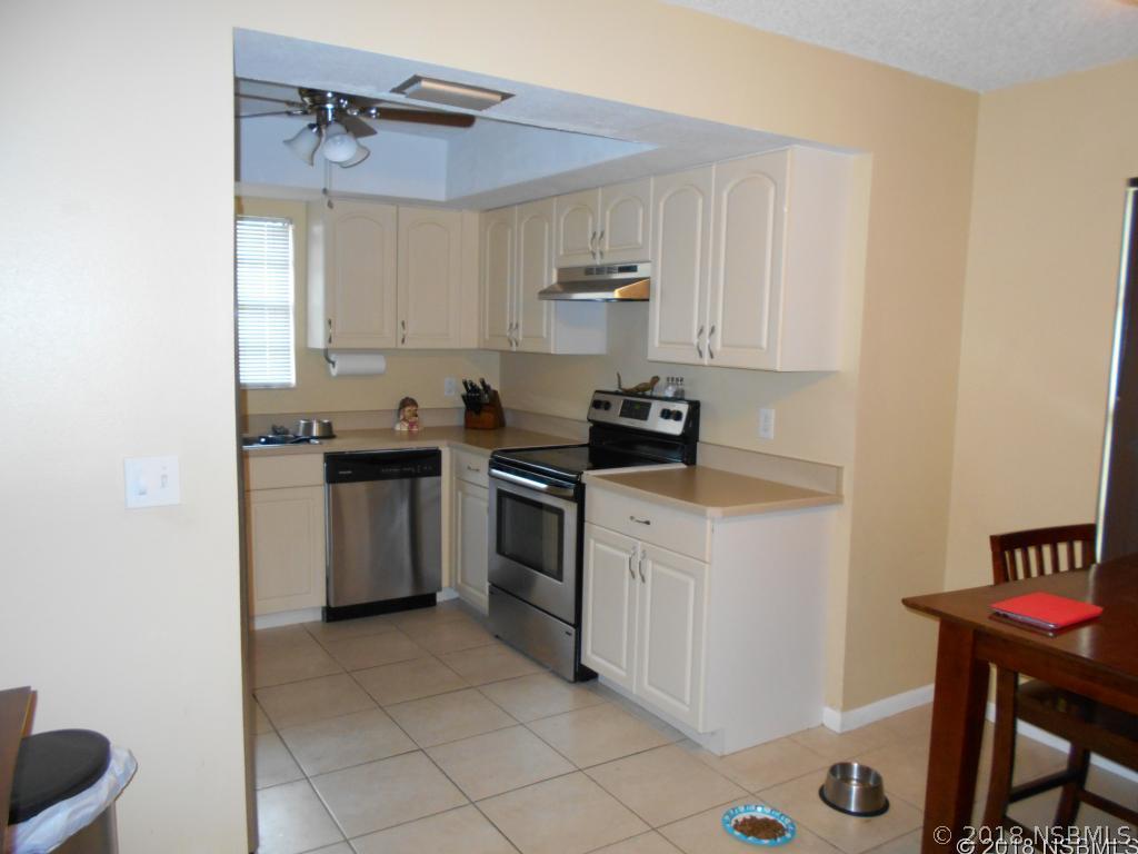 2526 Needle Palm Dr., Edgewater, FL 32141