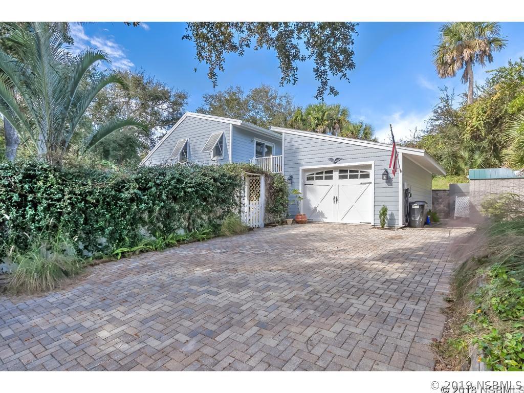 4177 Saxon Dr., New Smyrna Beach, FL 32169