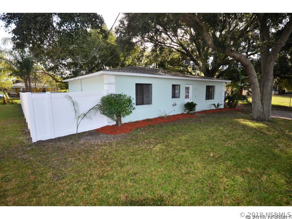 405 West St, New Smyrna Beach, FL 32168