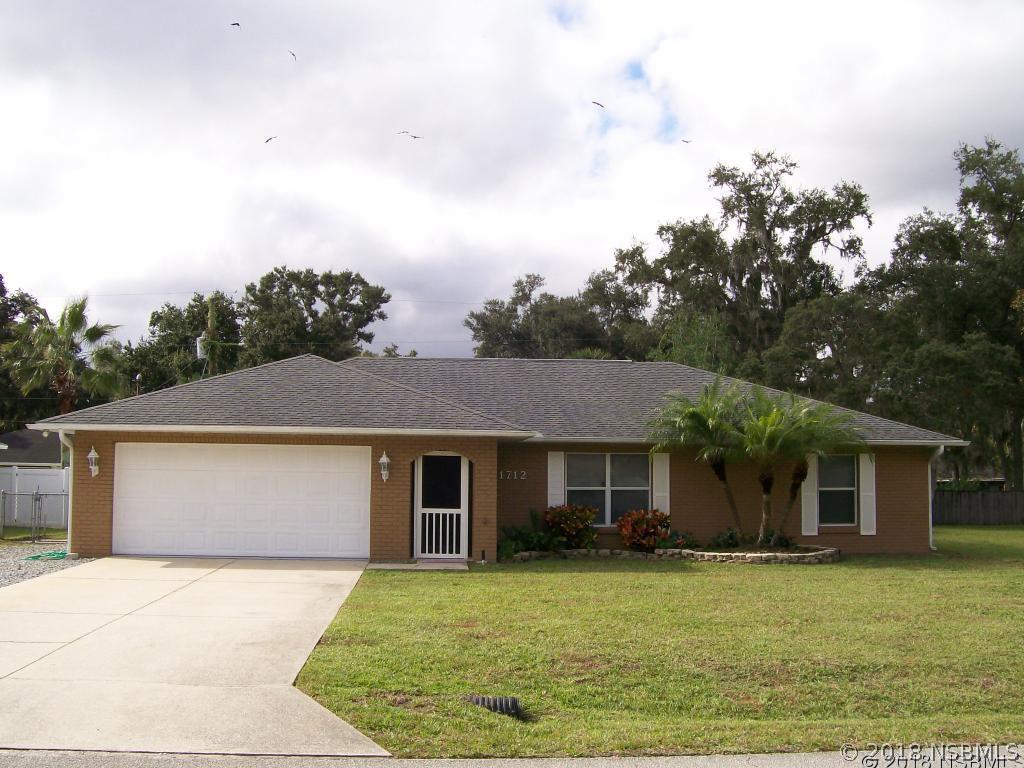 1712 Sabal Palm Dr., Edgewater, FL 32132