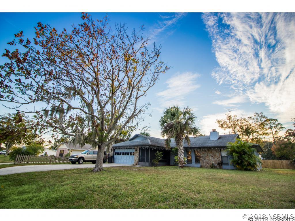 2326 Pine Tree Dr., Edgewater, FL 32141