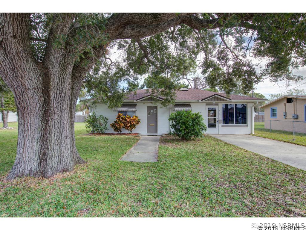 919 Lake Ave., Edgewater, FL 32132