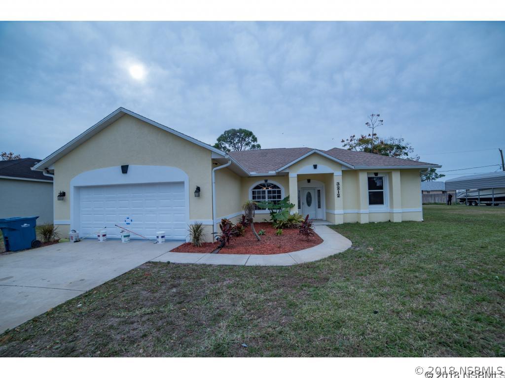 3212 Travelers Palm Dr., Edgewater, FL 32141