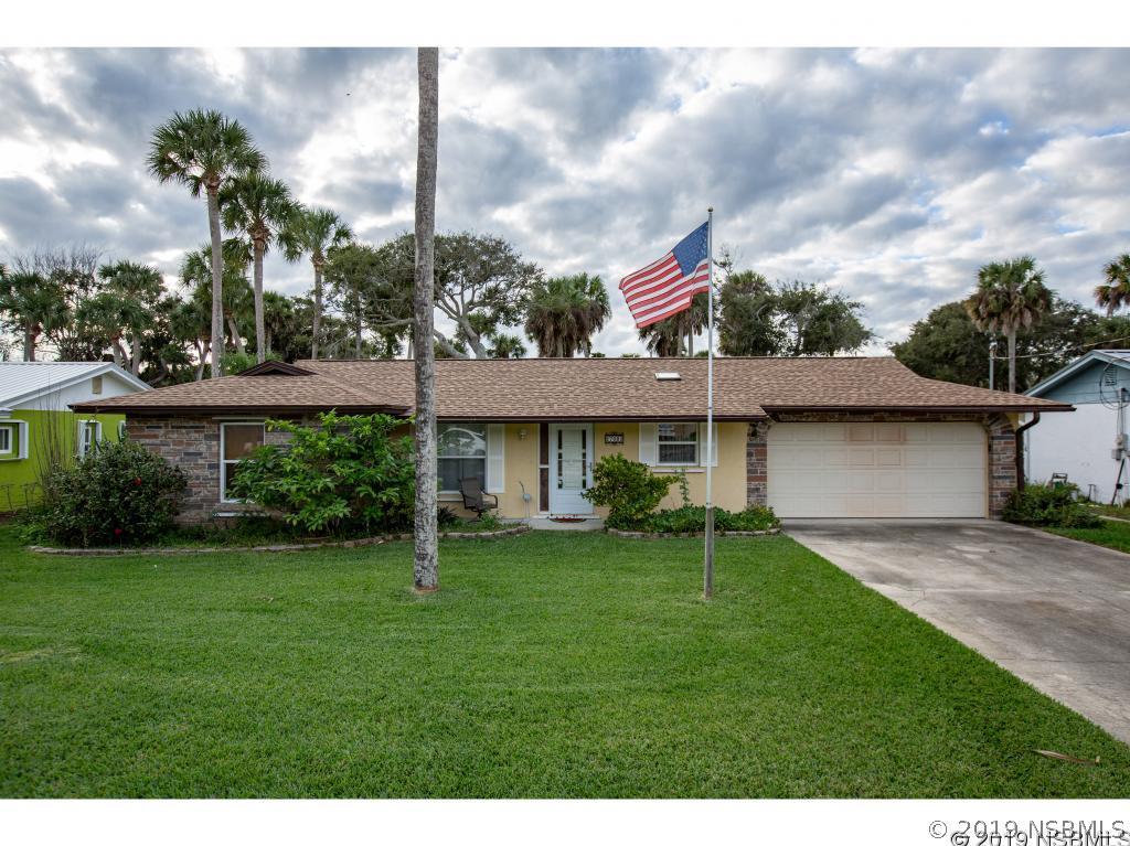 708 S Cooper St., New Smyrna Beach, FL 32169