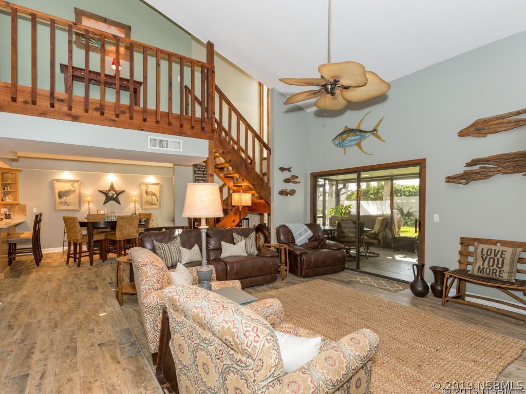 152 Breezeway Ct., New Smyrna Beach, FL 32169