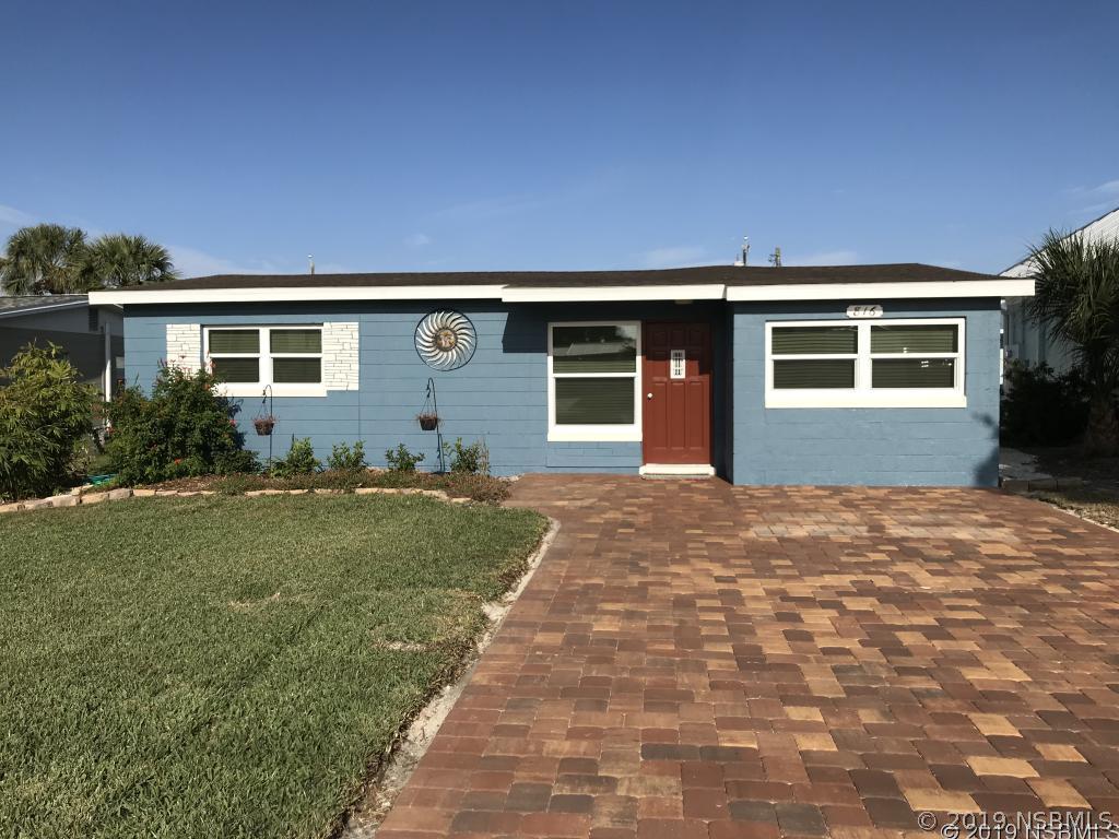 816 E 26th Ave., New Smyrna Beach, FL 32169