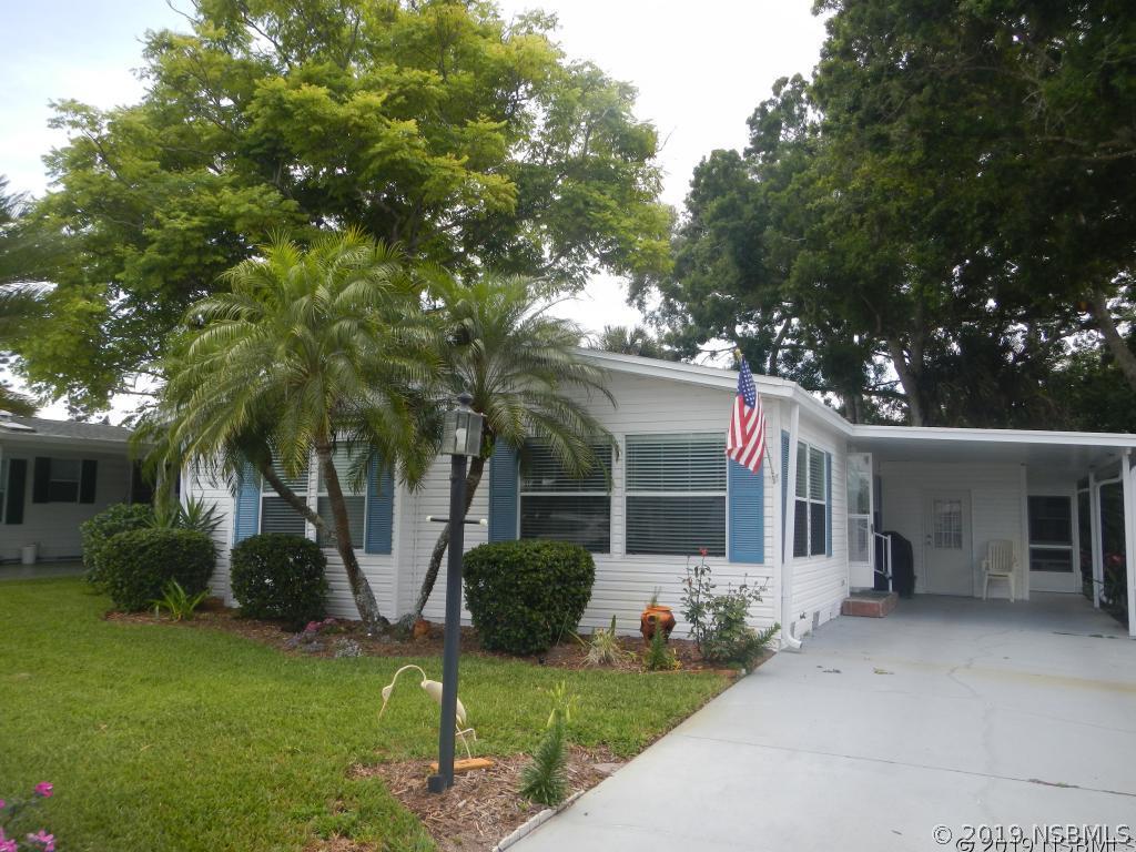 304 Portside Ln., Edgewater, FL 32141