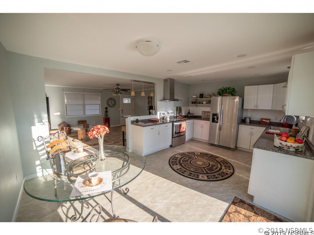 3128 Queen Palm Dr., Edgewater, FL 32132