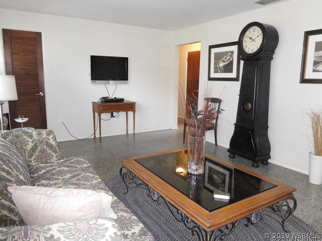 124 Rhode Island St., Edgewater, FL 32132