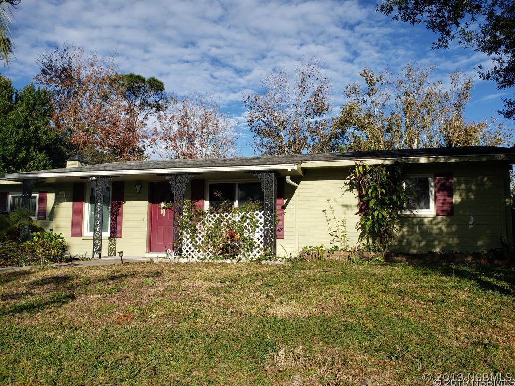 2607 Travelers Palm Dr., Edgewater, FL 32141