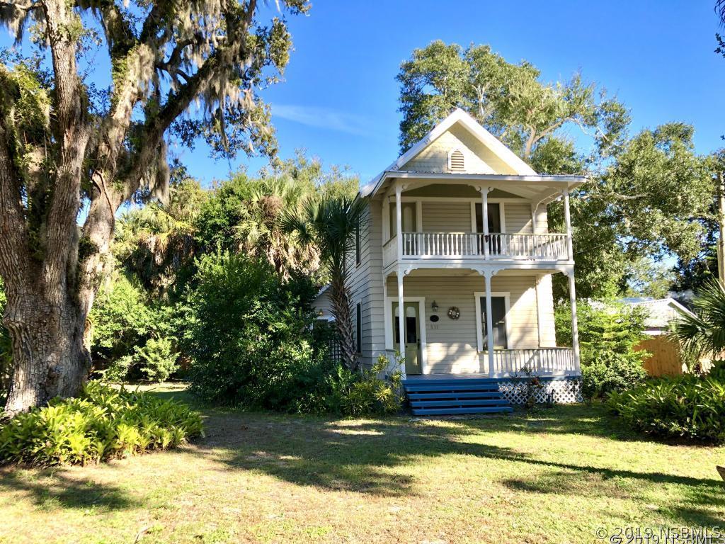 511 Ball St., New Smyrna Beach, FL 32168
