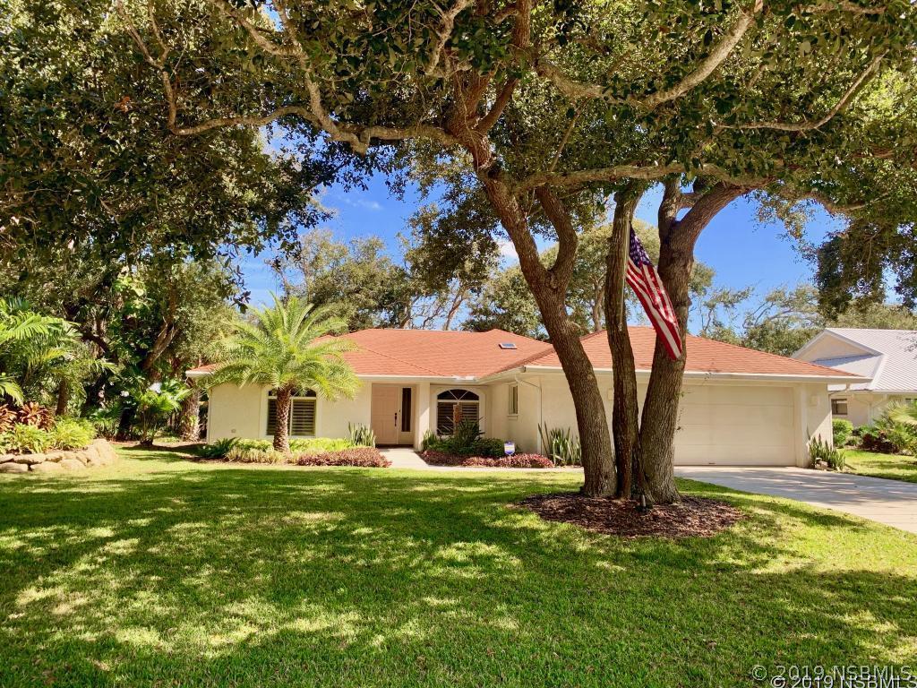 811 Evergreen St., New Smyrna Beach, FL 32169
