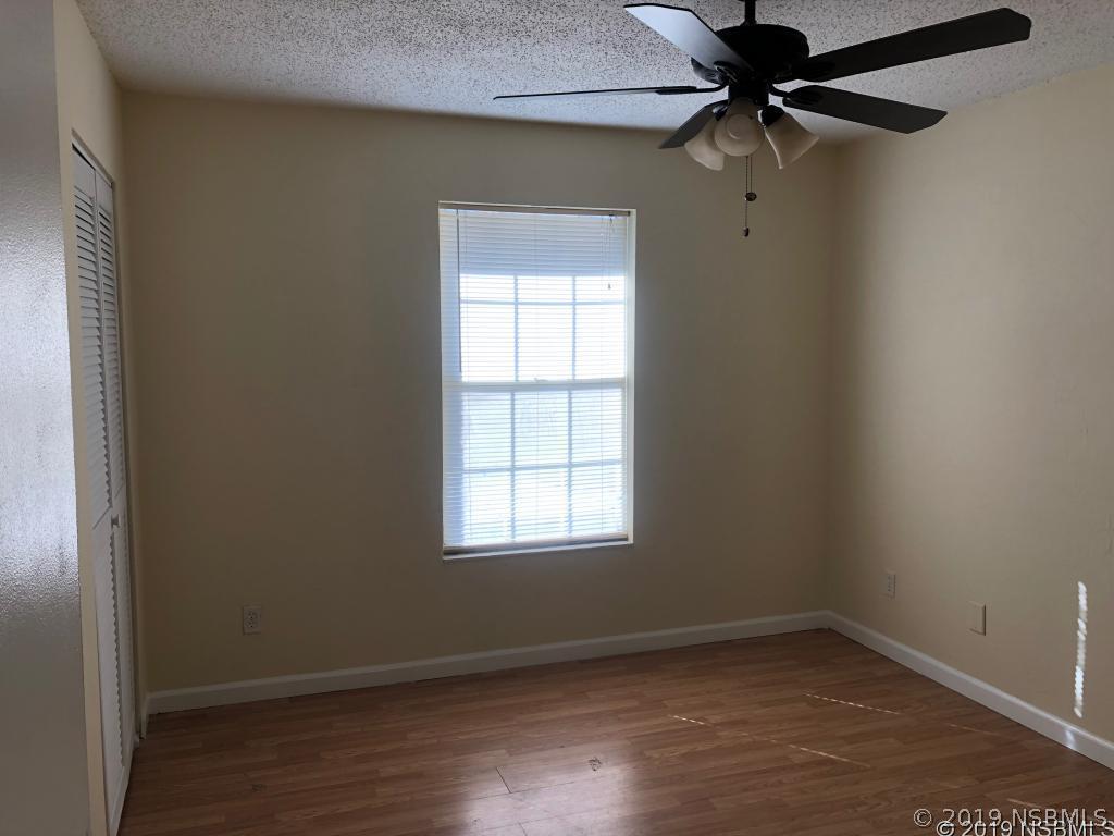 429 Ward Dr., Oak Hill, FL 32759