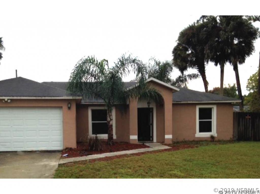 2418 Unity Tree Dr., Edgewater, FL 32141