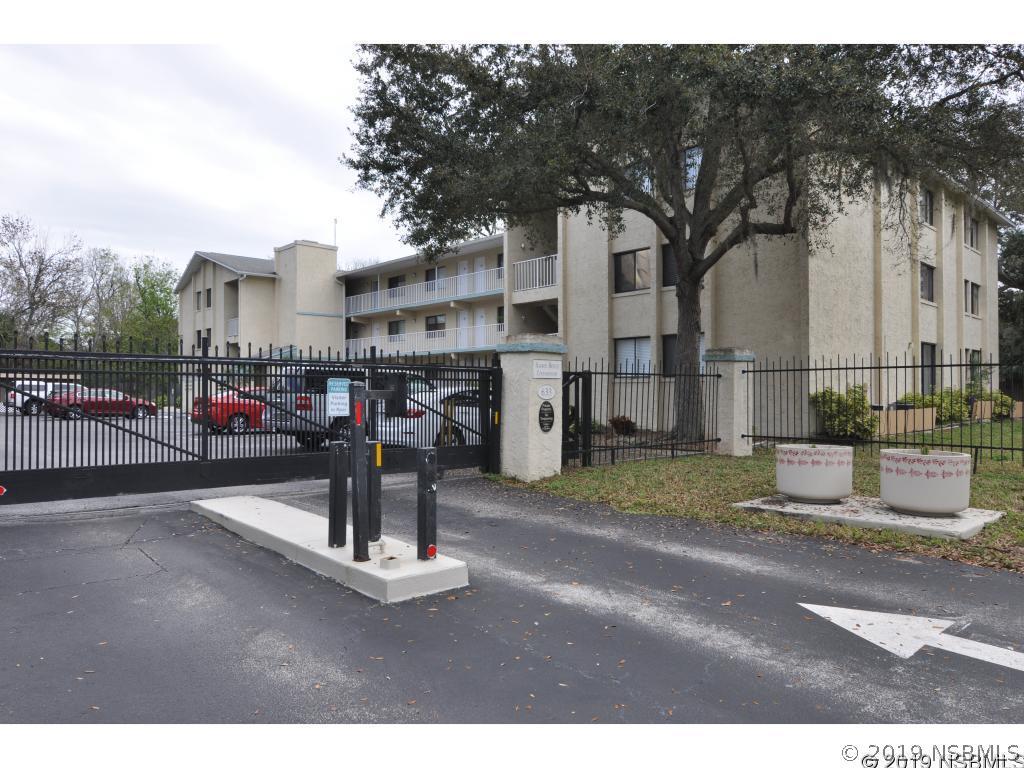 633 S Palmetto Ave. #208, Daytona Beach, FL 32114