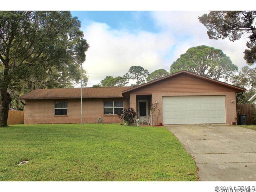 3124 Pine Tree Dr., Edgewater, FL 32141