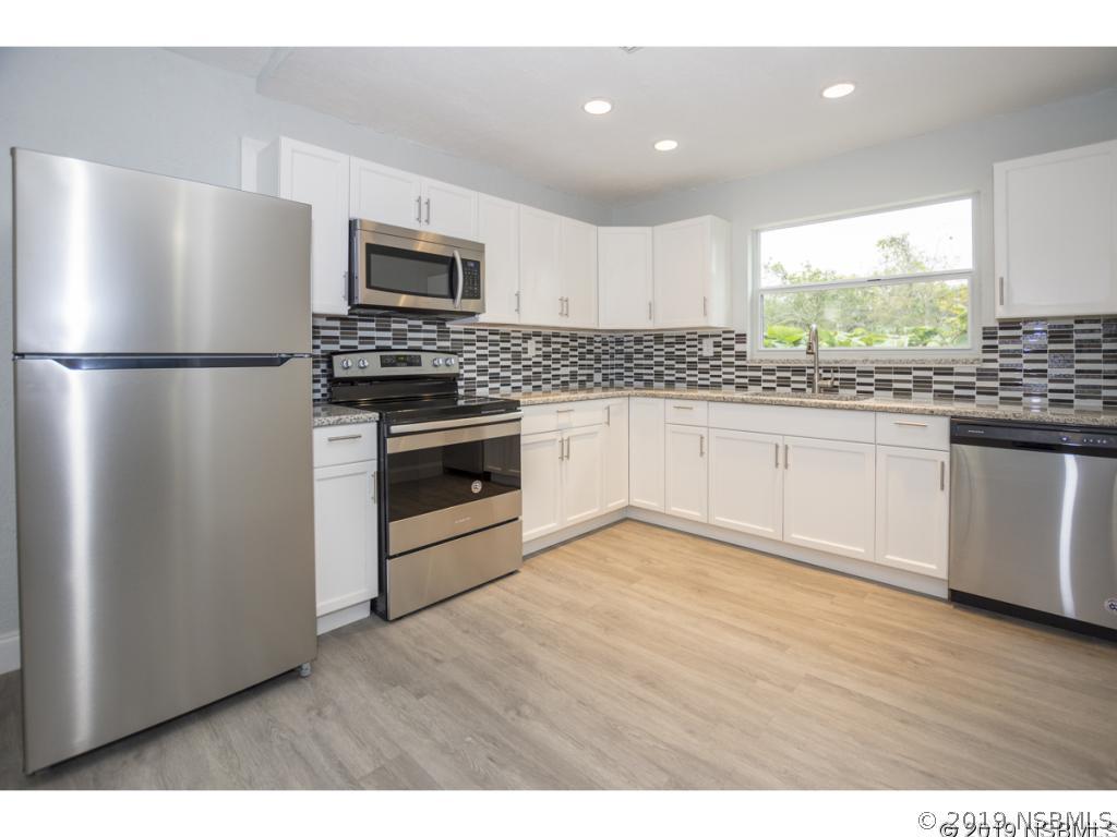 112 Fran Dr., New Smyrna Beach, FL 32168