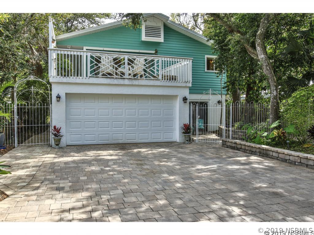 805 E 23rd Ave., New Smyrna Beach, FL 32169