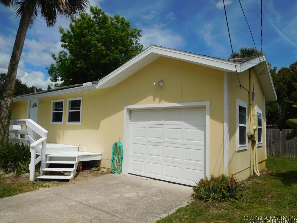 117 Riverview Dr., Edgewater, FL 32132