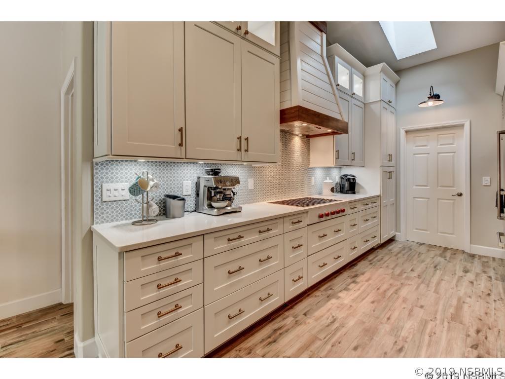 835 Evergreen St., New Smyrna Beach, FL 32169