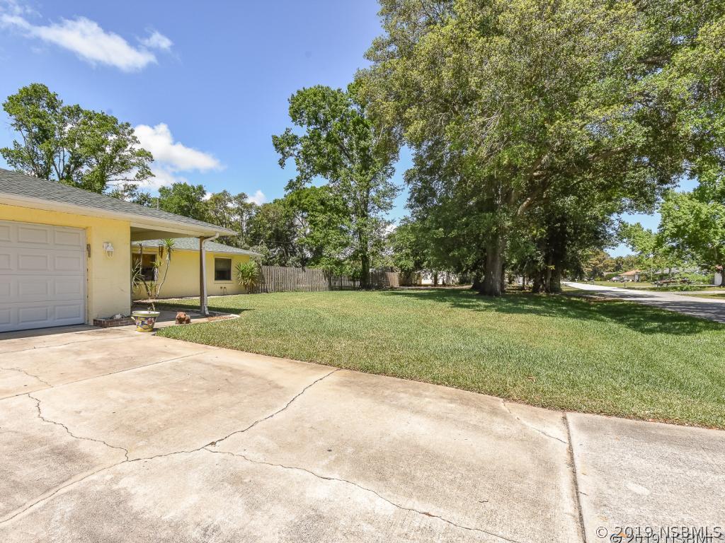 3130 Orange Tree Dr., Edgewater, FL 32132