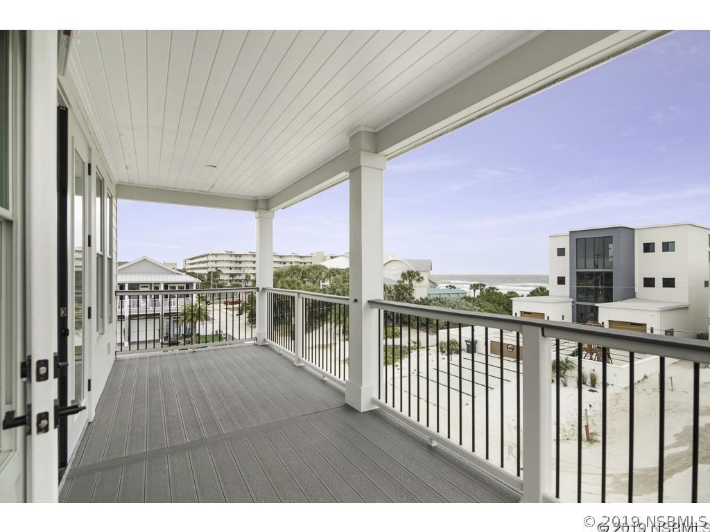 2604 Hill St., New Smyrna Beach, FL 32169