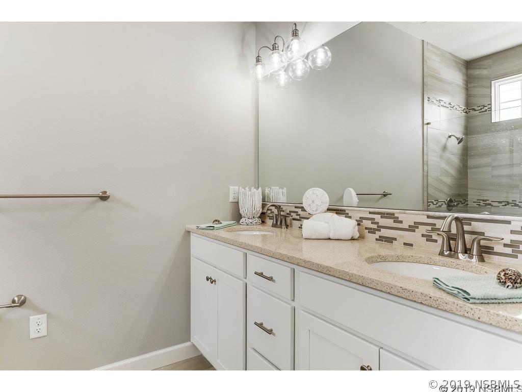901 E 1st Ave., New Smyrna Beach, FL 32169