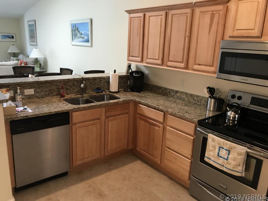 2265 Hawks Cove Cir., New Smyrna Beach, FL 32168