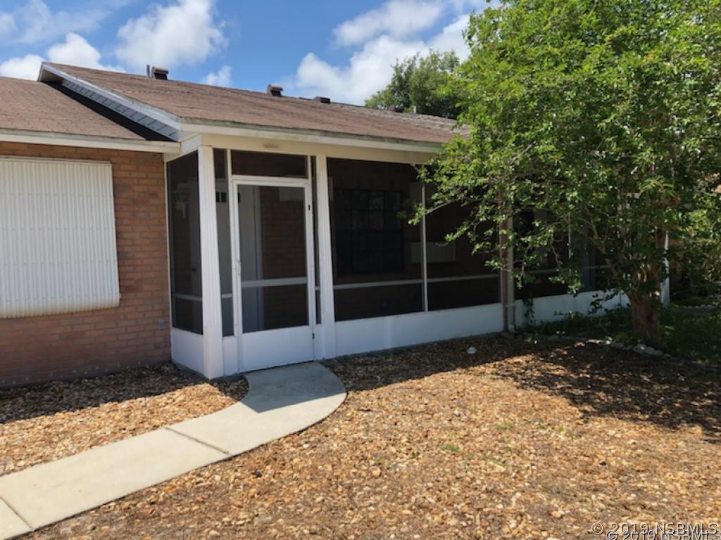 410 Sandpiper Ct., Edgewater, FL 32141