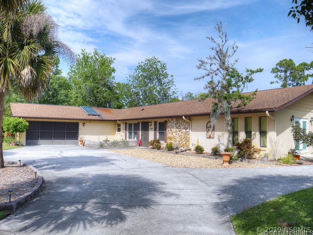 3529 Omni Cir., Edgewater, FL 32141