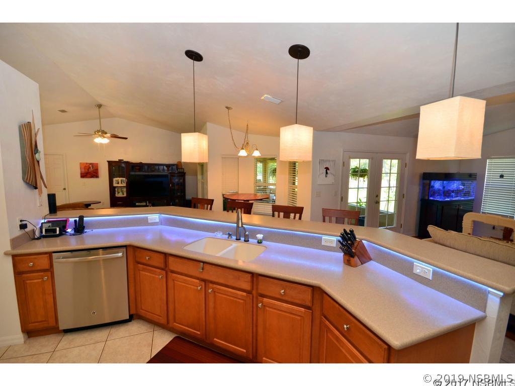 135 Buckhorn Rd., New Smyrna Beach, FL 32168